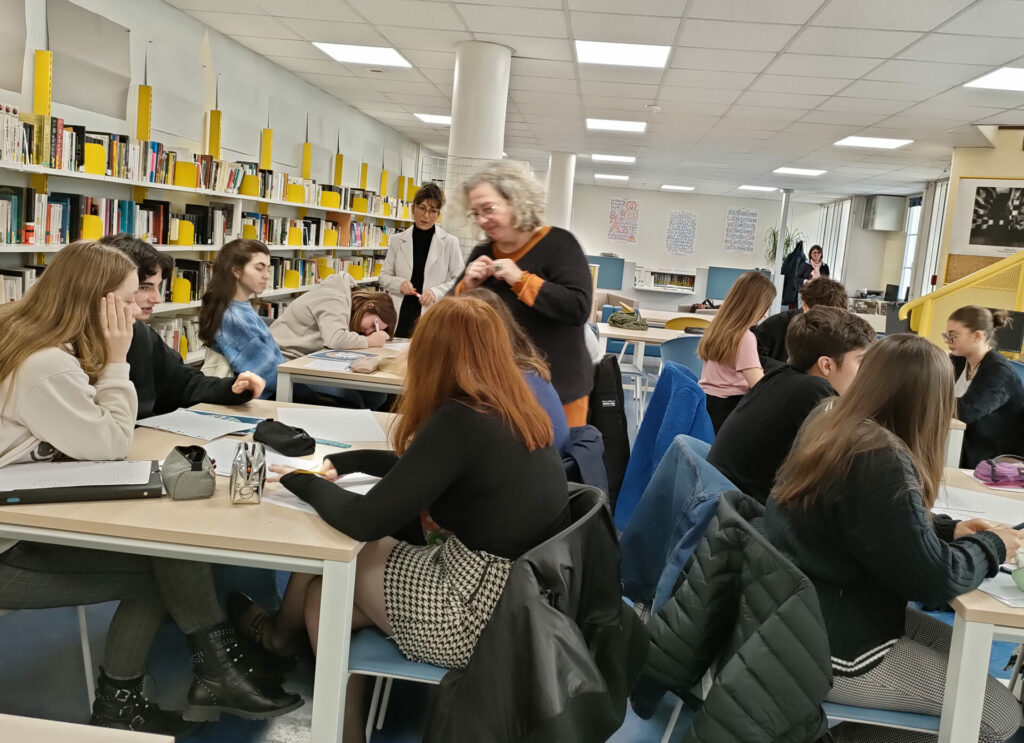 Concours de podcast sur le développement durable avec une écrivaine pour les 1ère MMV
