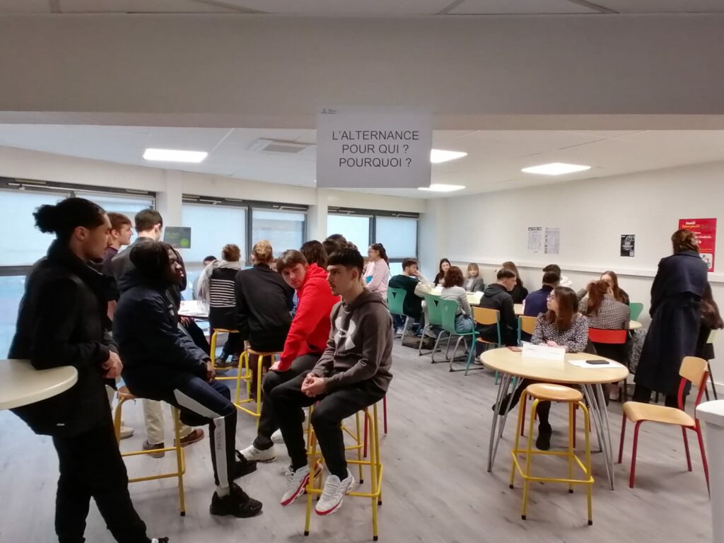 Tables rondes sur le campus