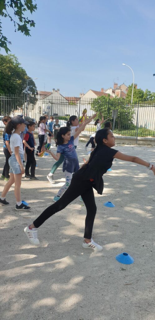 Cycle d&rsquo;athlétisme pour les CE2 et CM au troisième trimestre