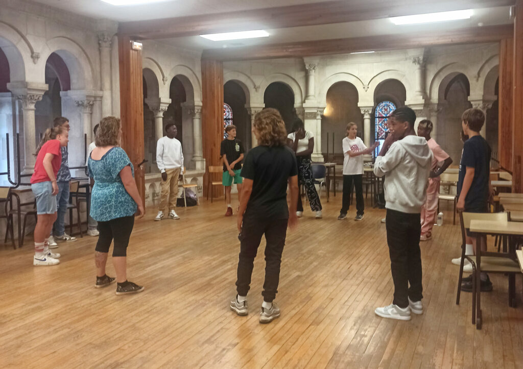 Un atelier théâtre à destination des  élèves sportifs de haut niveau de 4ème et de 3ème