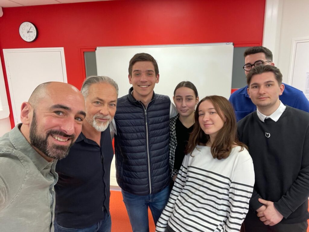 La communication non verbale ou comment le corps nous parle pour les SAM et FCIL 