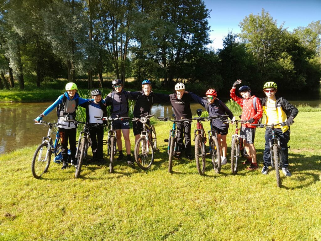 8 collégiens au Raid UNSS à Sainte-Marie/Ouche