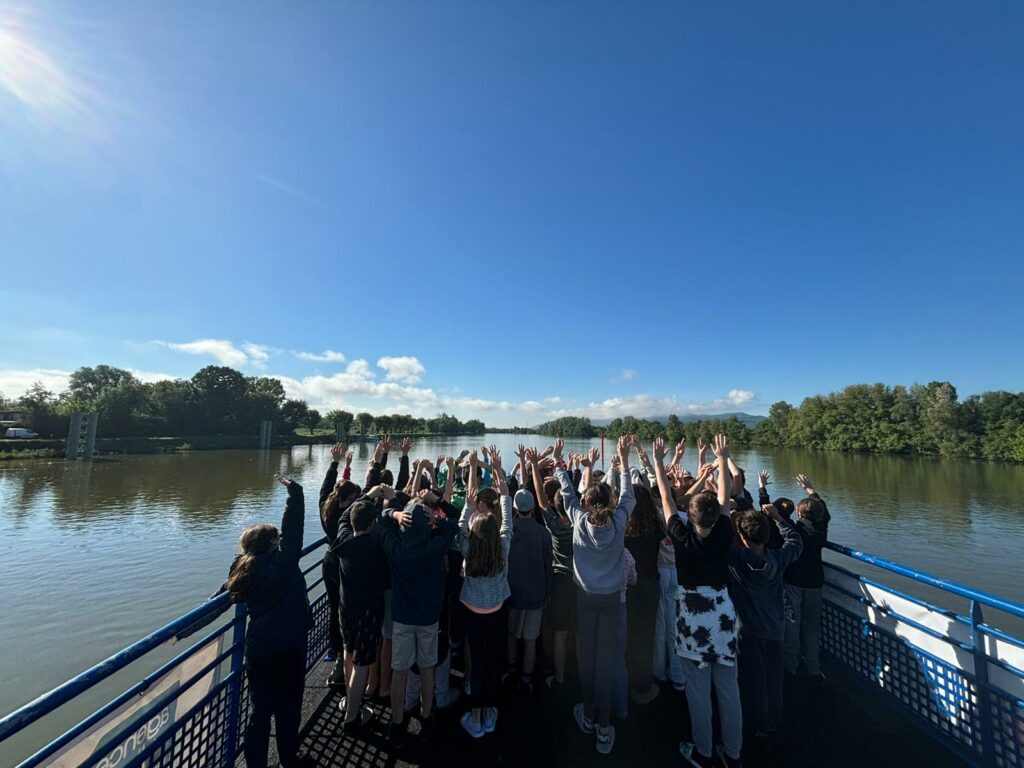 Classe découverte sur une Péniche